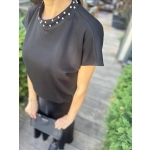 Siyah Yakası Taşlı Tunik