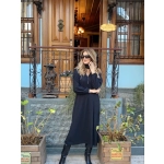 Yakası Kolyeli Siyah Elbise - Görsel 2