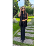 Siyah Pul Detaylı Yelek
